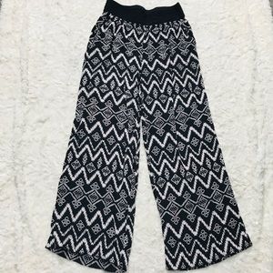 Black & White Boho Pattern Festival Palazzo Pants Size Medium